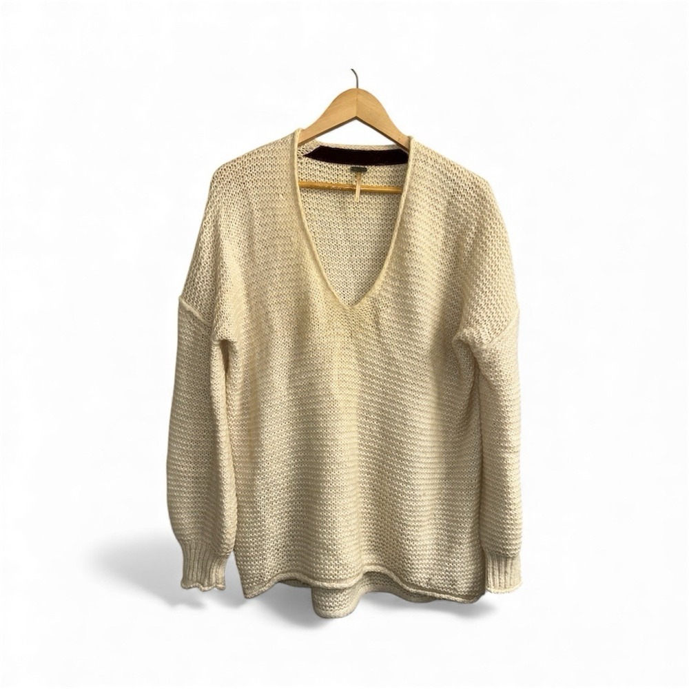 Free People Women's Ivory Open Knit V-Neck LS Oversized Sweater Size XS